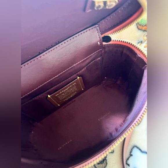 Coach EUC Selena Gomez Pink Purse - Picture 3 of 7